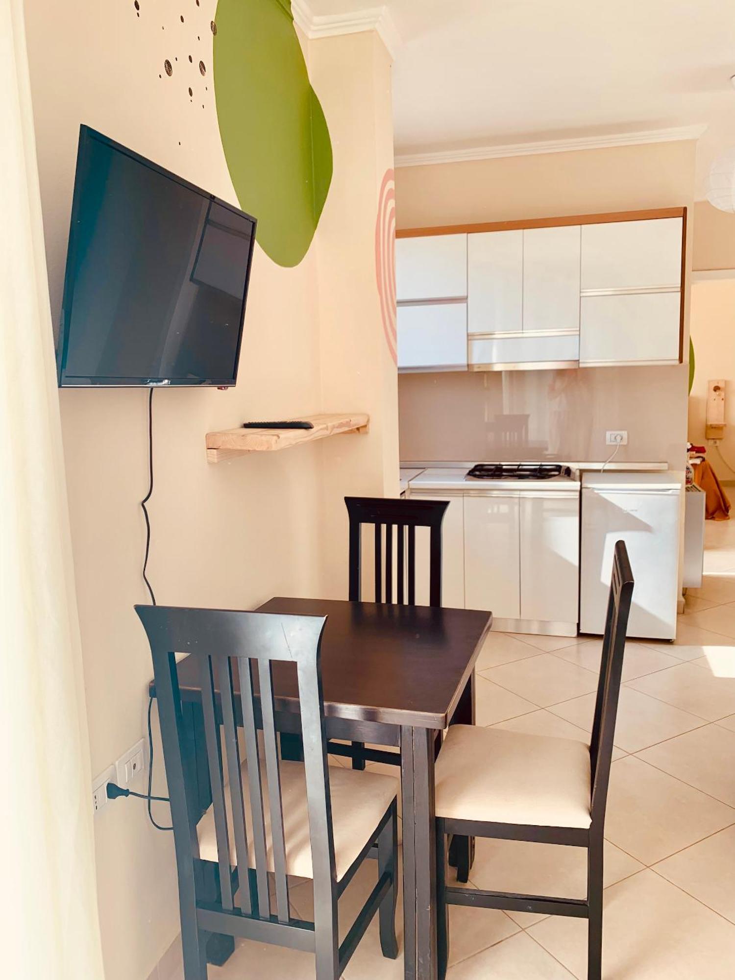 Family Tree - Quiet Area - Self Check In Aparthotel Golem  Ngoại thất bức ảnh