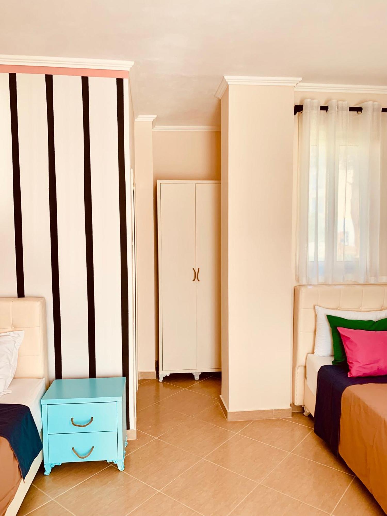 Family Tree - Quiet Area - Self Check In Aparthotel Golem  Ngoại thất bức ảnh
